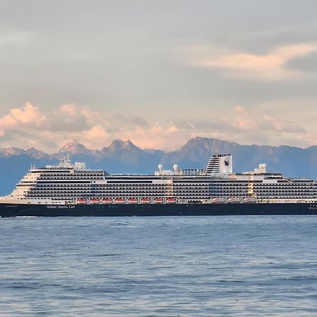 Ocean'S Edge Suite Campbell River Ngoại thất bức ảnh